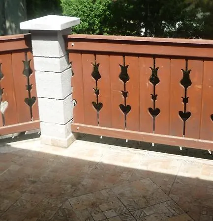 Case de vacanță Balatonszemesi Nyaralohaz *