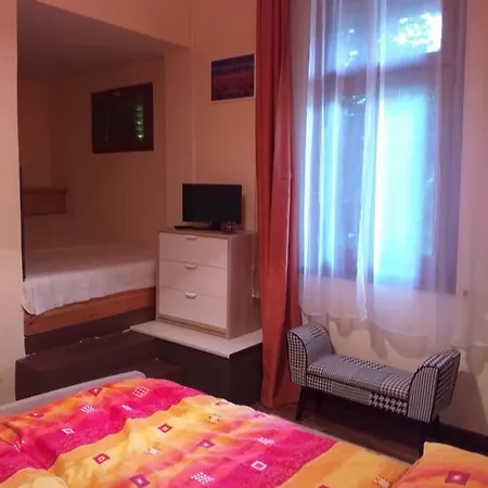 Balatonszemesi Nyaralohaz