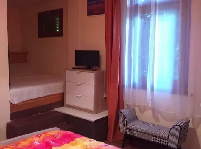 Balatonszemesi Nyaralohaz