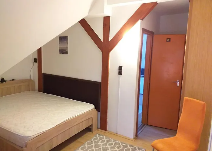 Balatonszemesi Nyaralohaz Hébergement de vacances Balatonszárszó